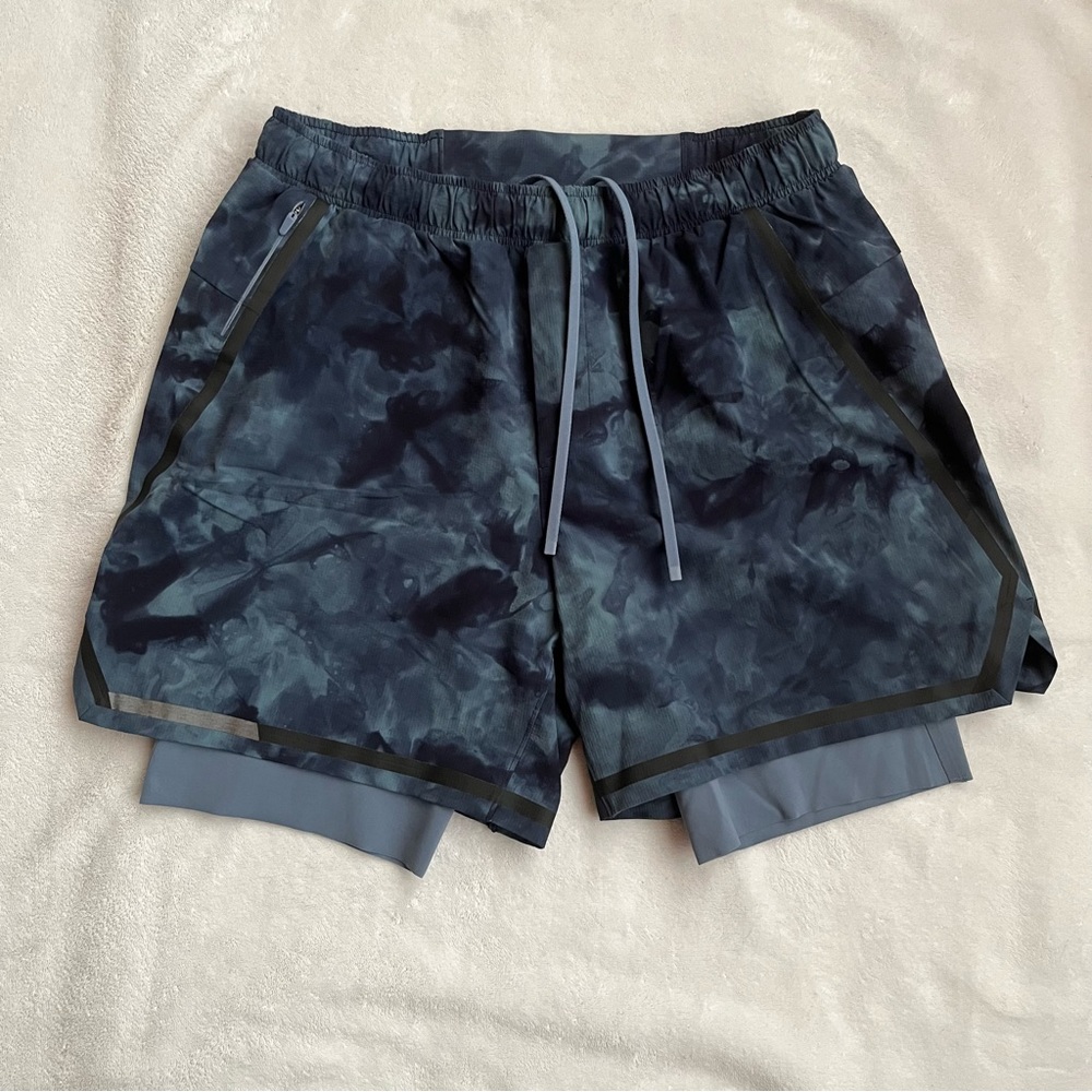 Lululemon athletica- Mens Surge Shorts - Lined - 6in inseam - Large